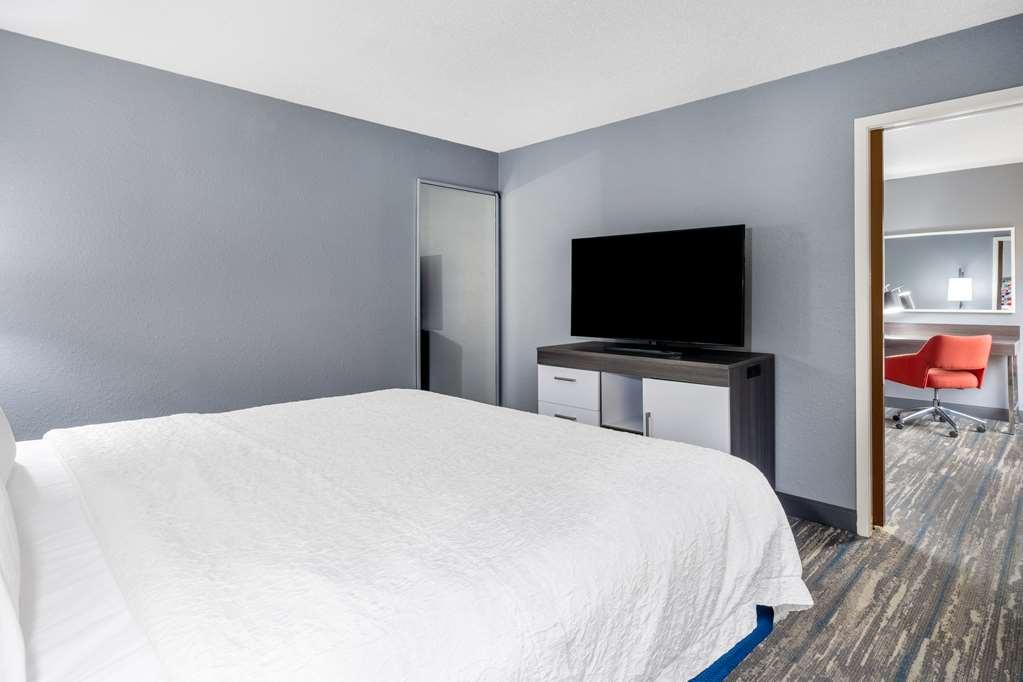 Hampton Inn Sanford Zimmer foto